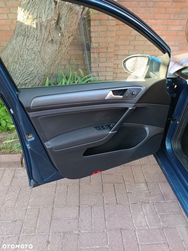 Volkswagen Golf 1.4 TSI BMT Comfortline - 14