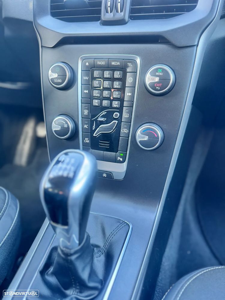 Volvo V40 2.0 D2 Momentum - 16