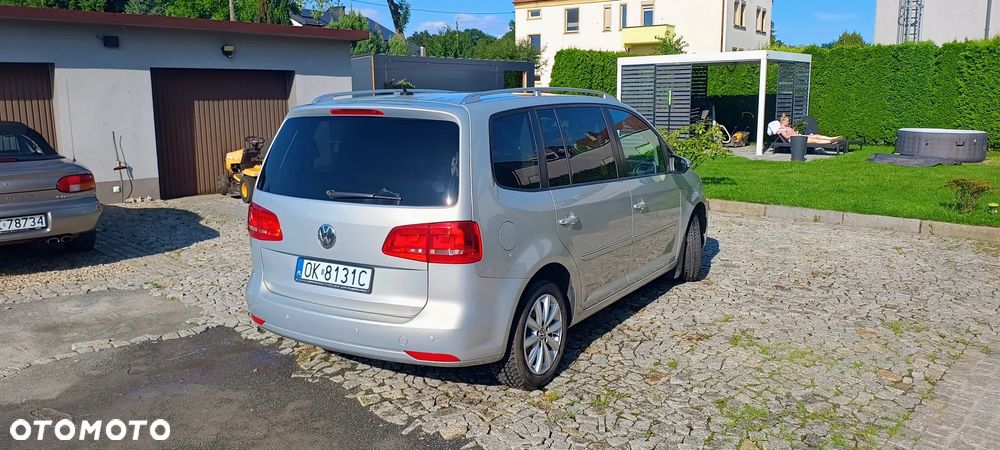 Volkswagen Touran 1.4 TSI Highline DSG - 9