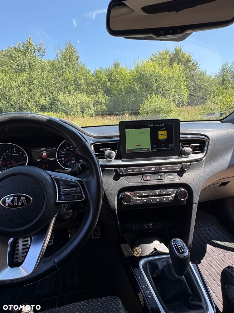 Kia Ceed 1.4 L Business Line - 10