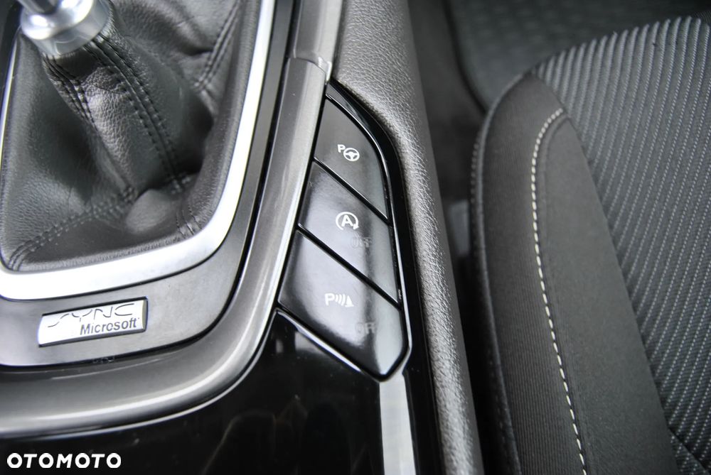 Ford Mondeo 2.0 TDCi STart-Stopp Titanium - 28