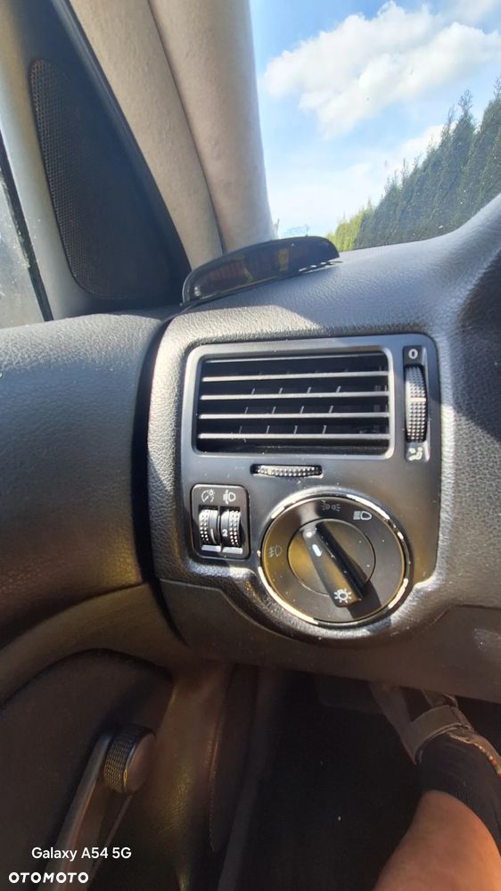 Volkswagen Bora 1.9 TDI - 16