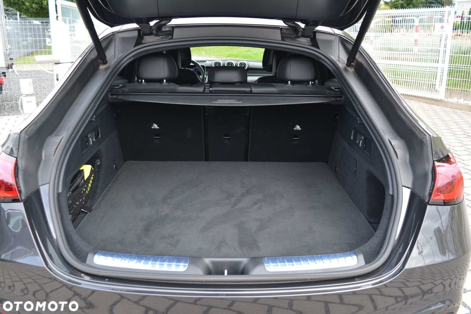 Mercedes-Benz GLC - 33