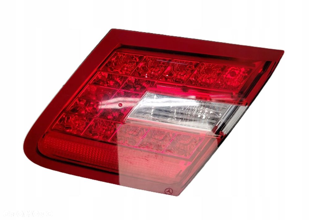MERCEDES W207 09R- LAMPA PRAWY TYŁ PRAWA TYLNA W KLAPE