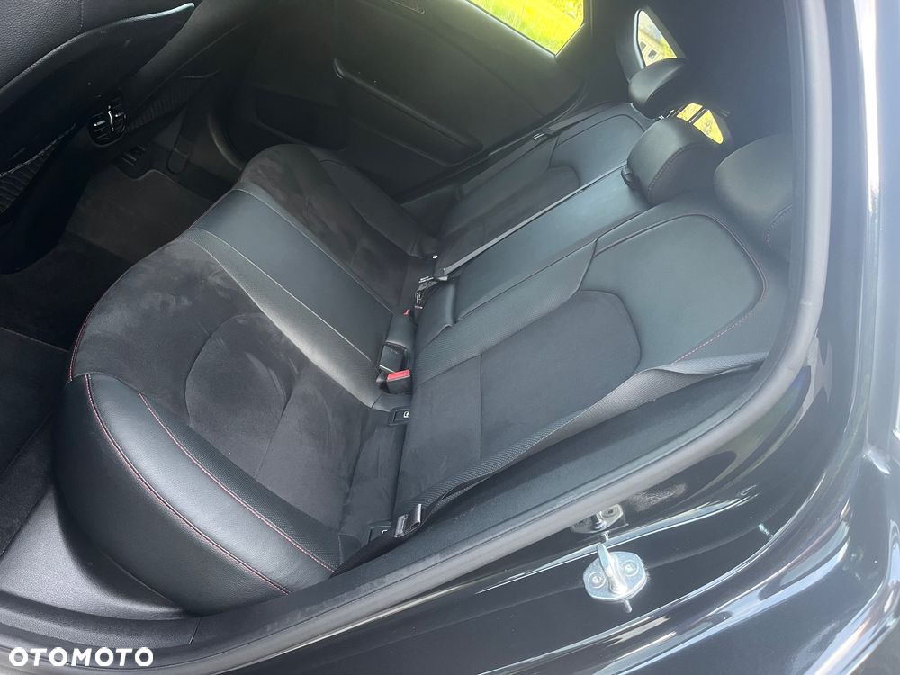 Kia ProCeed 1.6 T-GDI DCT7 OPF GT - 20