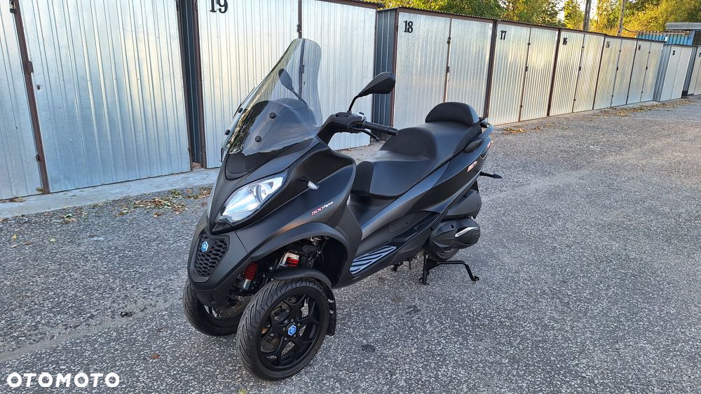 Piaggio MP-3 - 1