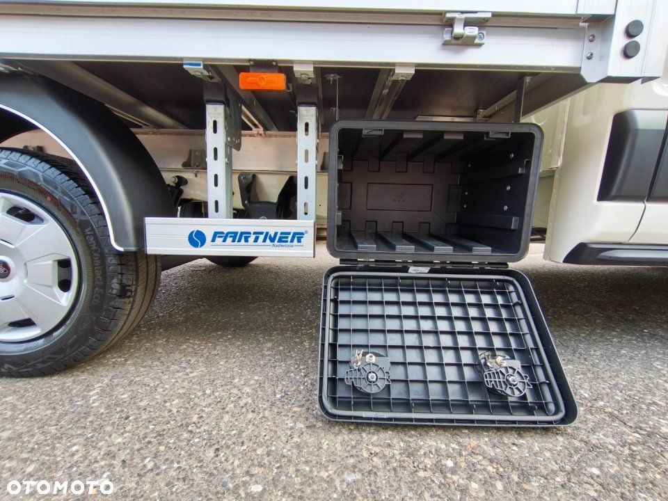 Ford Transit - 21