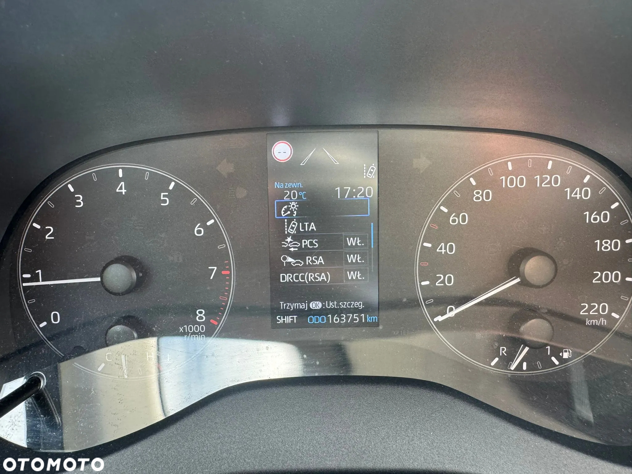 Toyota Yaris 1.5 Comfort - 12