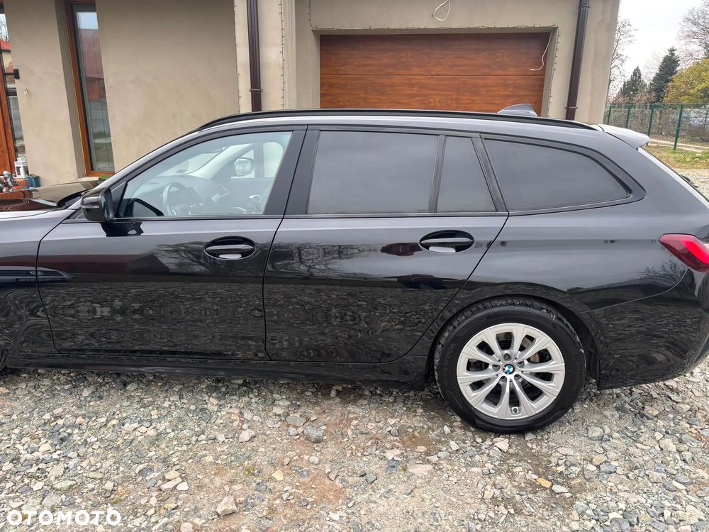 BMW Seria 3 318i - 7