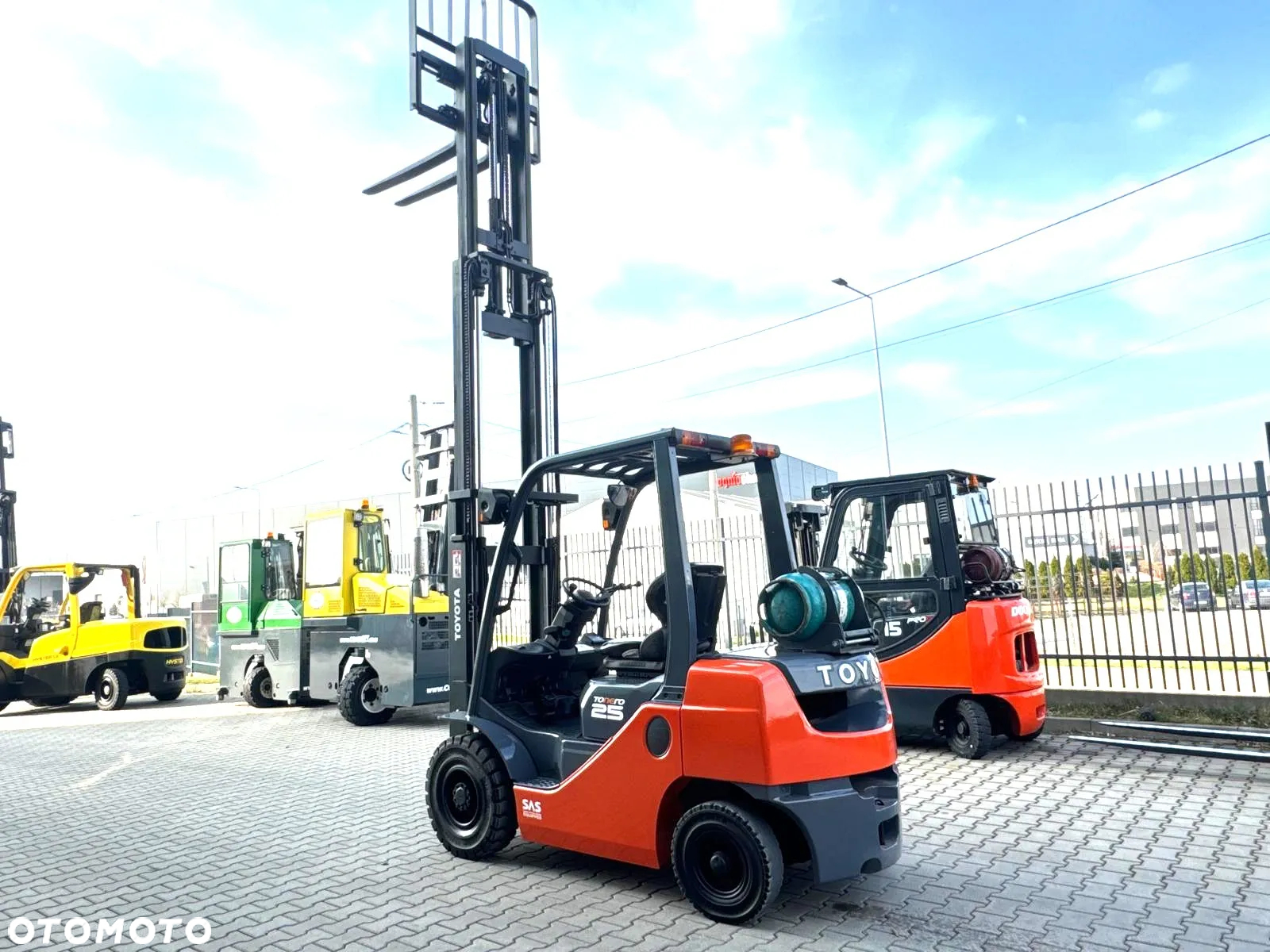 Toyota Toyota 02-8FGF25 / TRIPLEX 4300 mm / LPG / Jak nowa / 2018 rok - 12