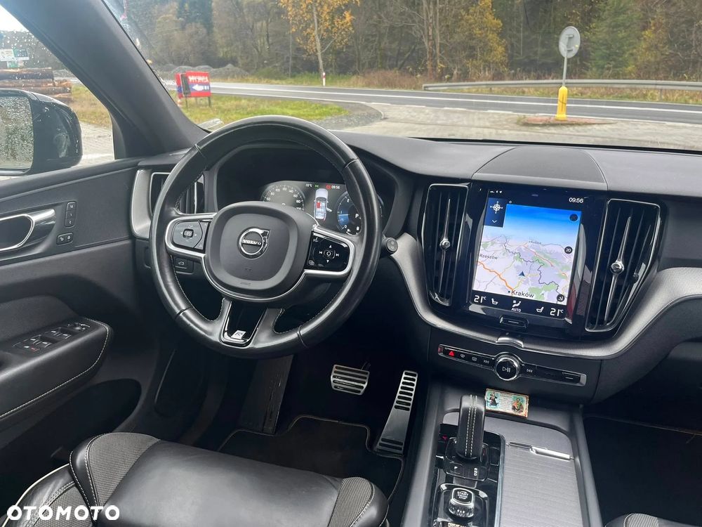 Volvo XC 60 D4 AWD Geartronic RDesign - 19