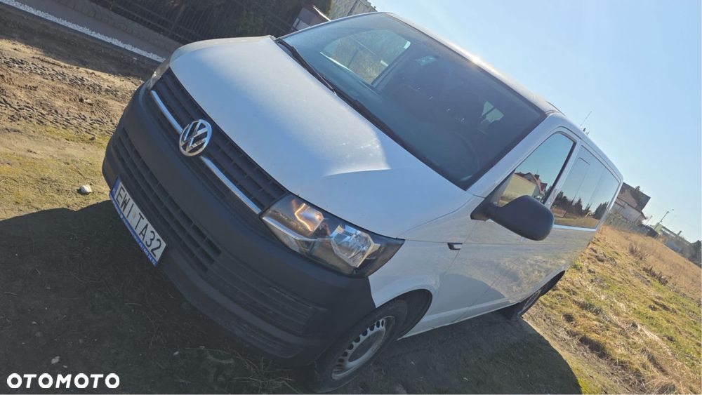 Volkswagen Transporter - 1