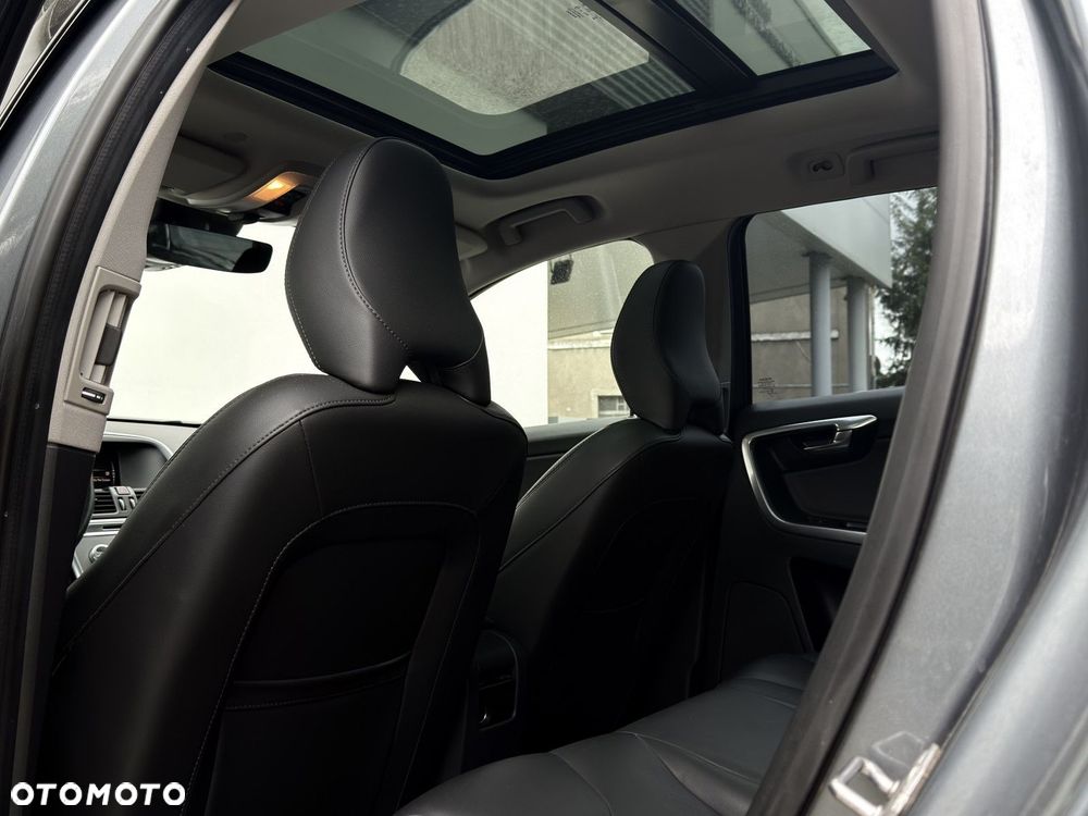 Volvo XC 60 - 12