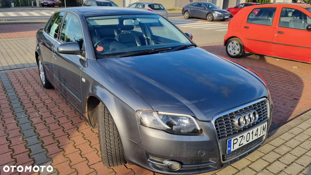 Audi A4 Limousine - 3