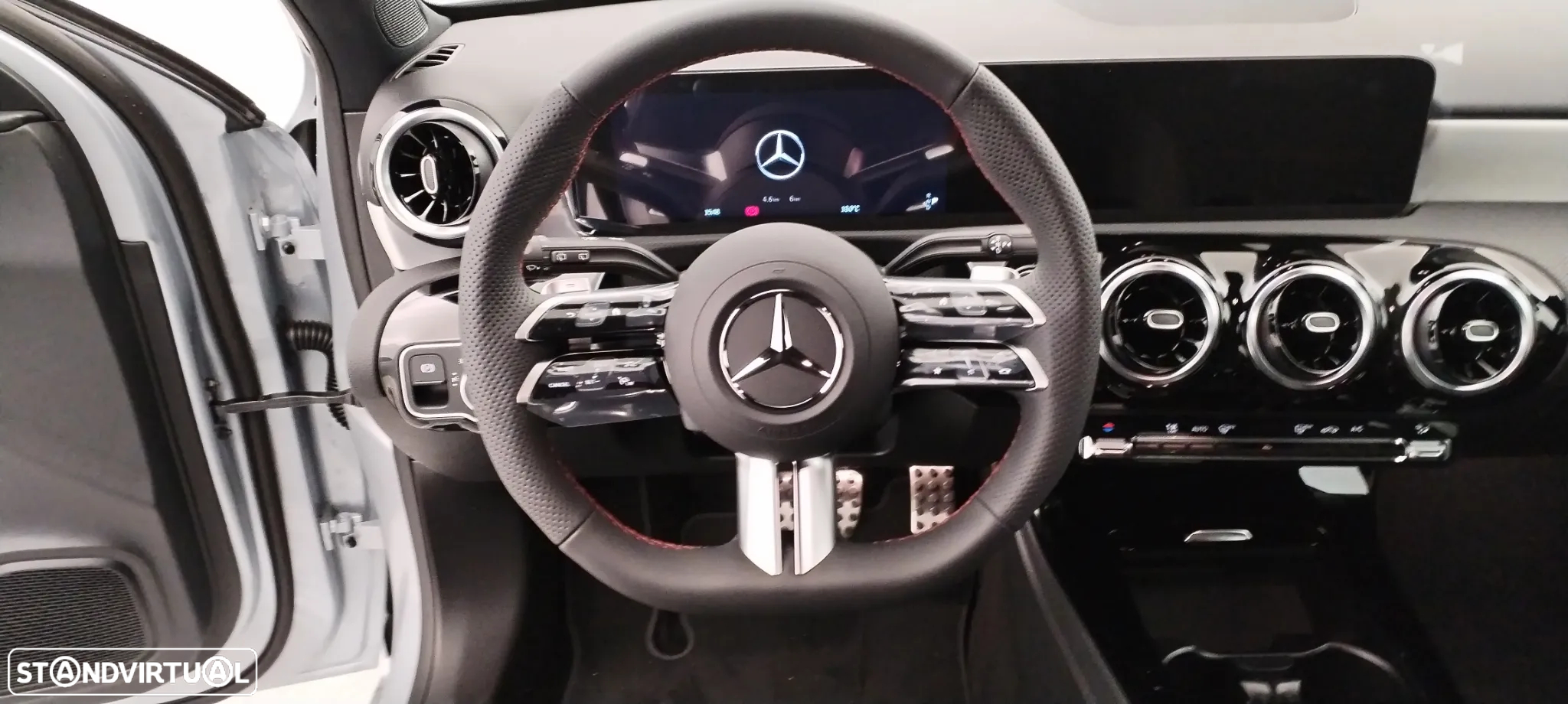 Mercedes-Benz A 200 Standard - 19