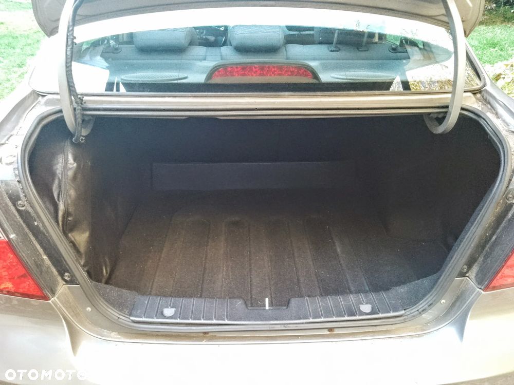 Chevrolet Aveo 1.4 16V Elite (abs,klm) - 10