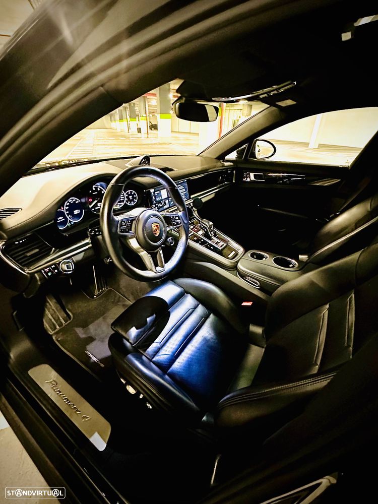 Porsche Panamera Sport Turismo - 10