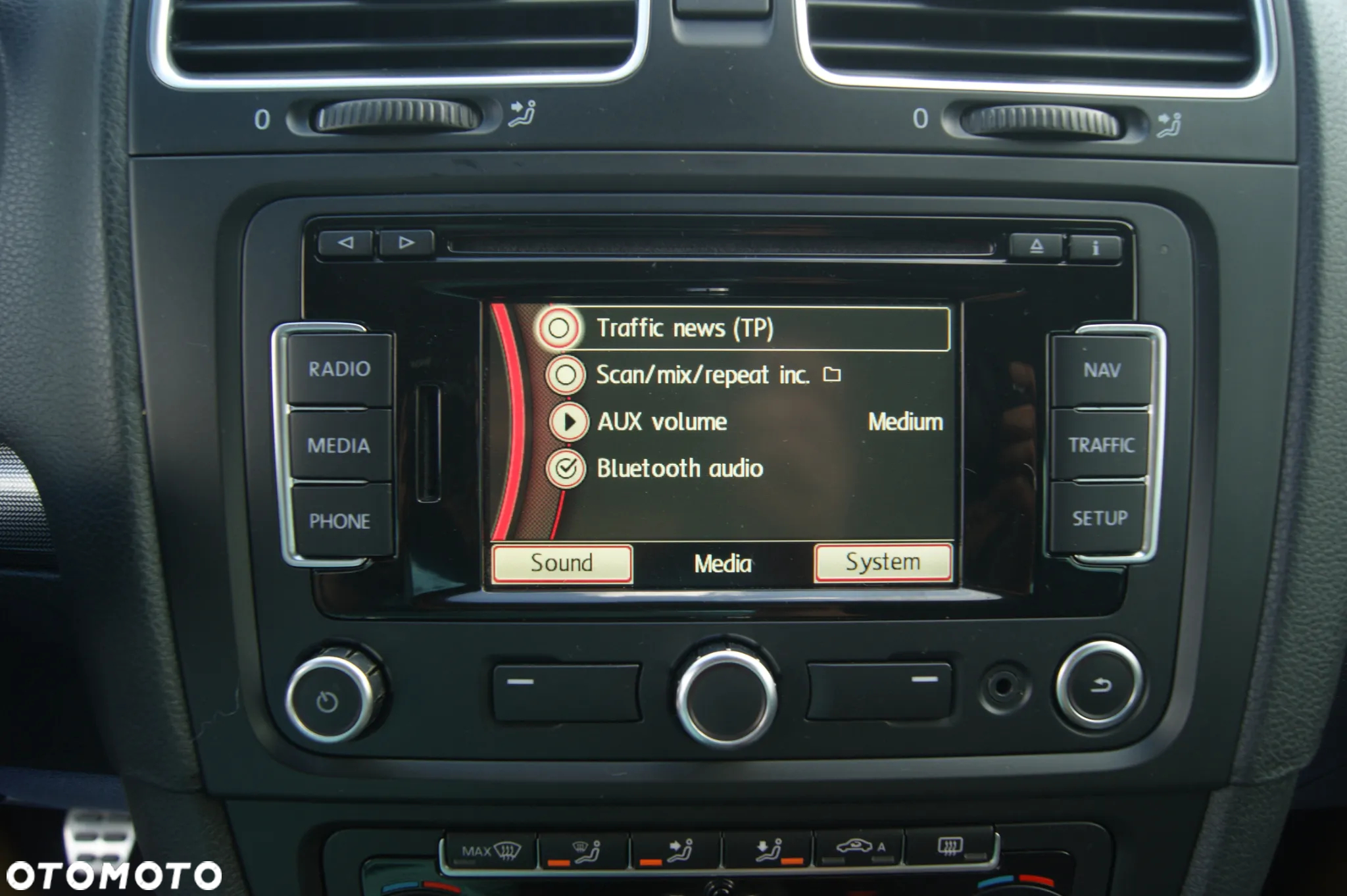 Volkswagen Golf 1.2 TSI BlueMotion Technology Style - 18