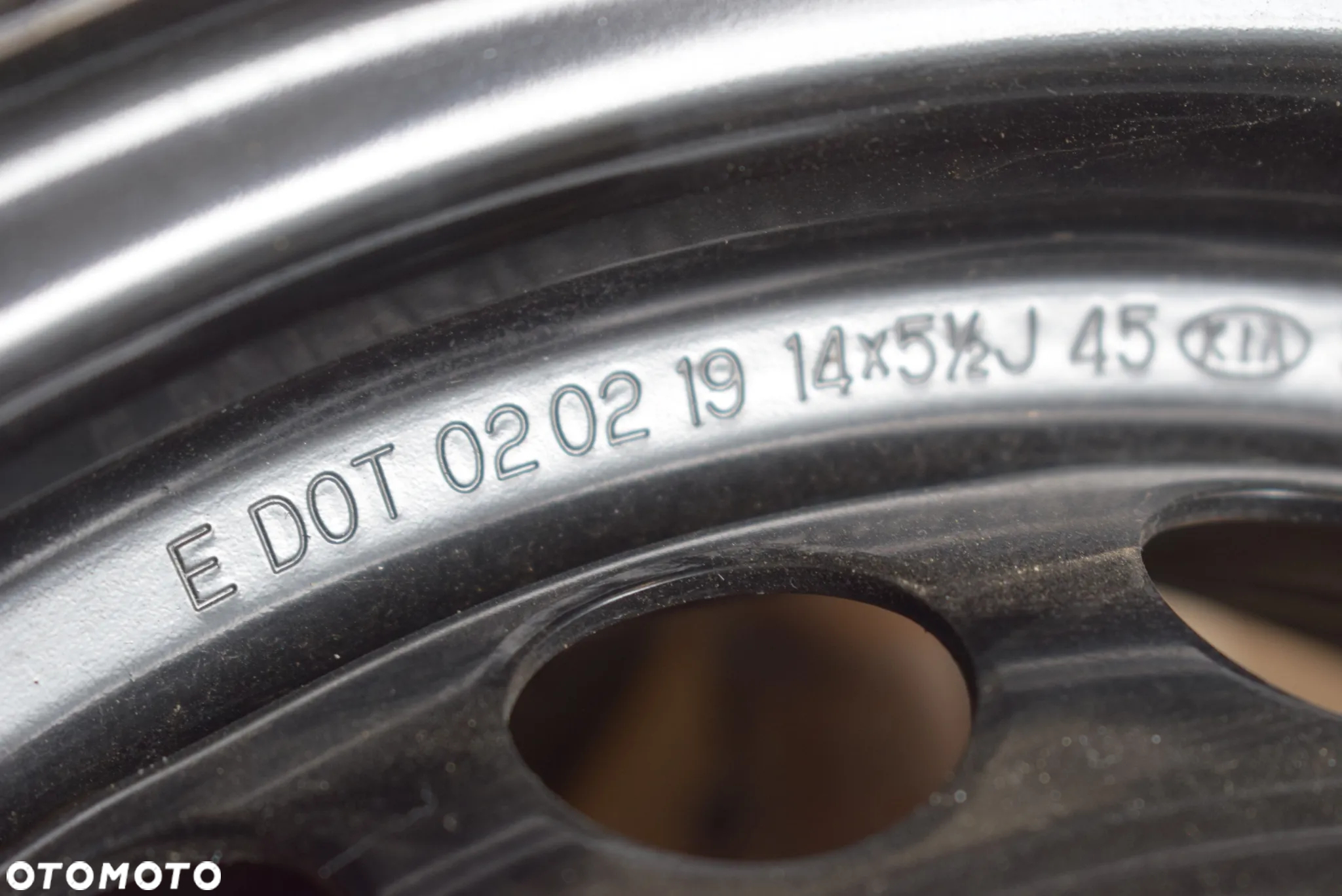 Felgi stalowe KIA 5,5x14 4x100 R14 14'' Cena za komplet - 6