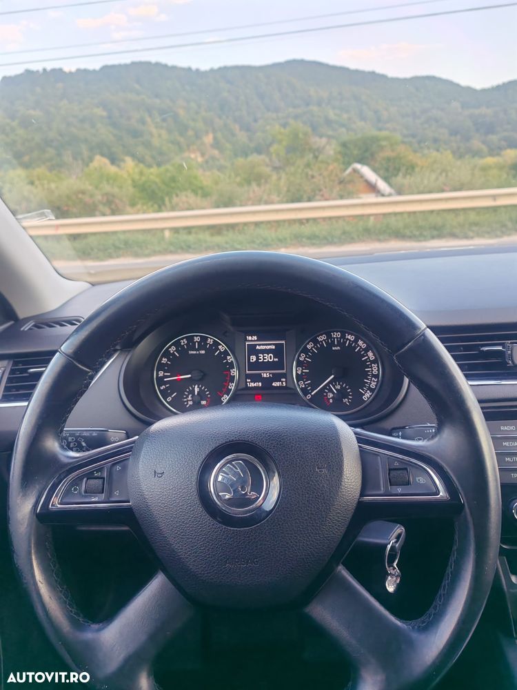 Skoda Octavia 1.6 TDI Style - 12