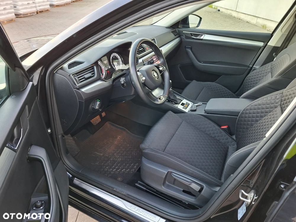 Skoda Superb 2.0 TDI SCR 4x4 Ambition DSG - 29