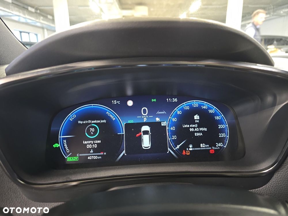 Toyota Corolla 1.8 Hybrid Comfort - 17