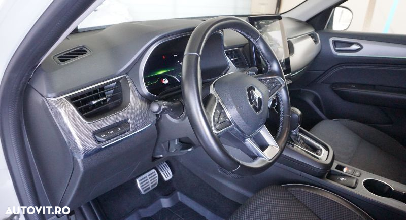 Renault Arkana MHEV 160 EDC Techno - 24