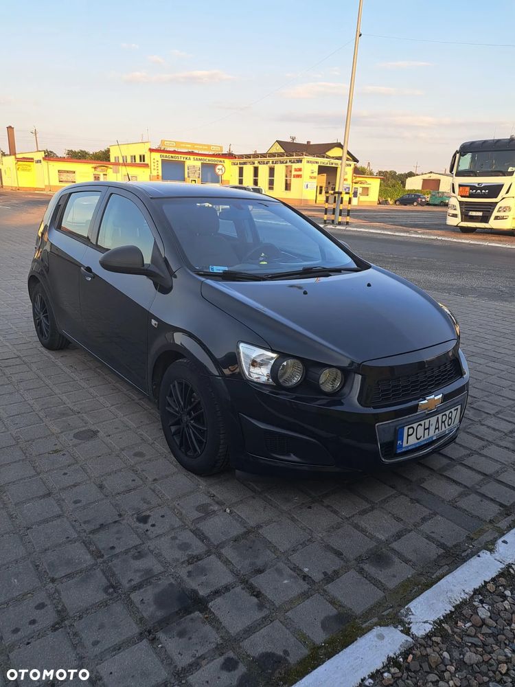 Chevrolet Aveo - 3
