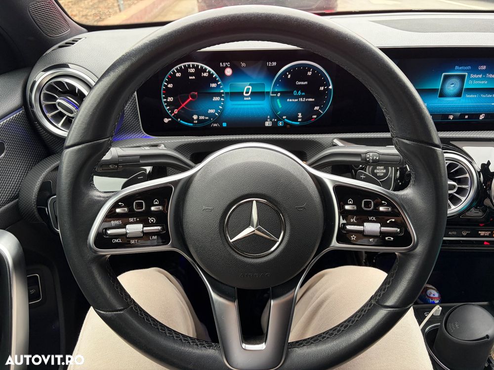 Mercedes-Benz A 180 7G-DCT Progressive - 12