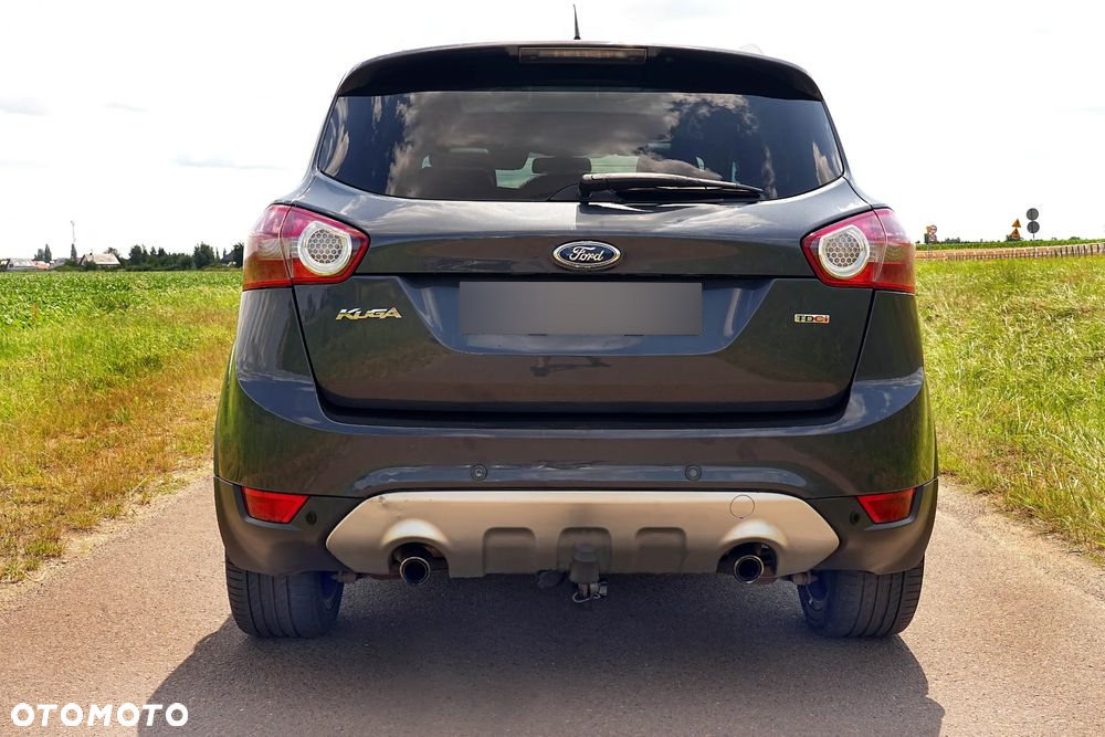 Ford Kuga 2.0 TDCi 4x4 Titanium - 10