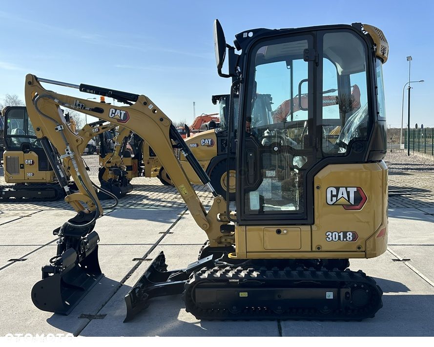 Caterpillar 301.8 FABRYCZNIE NOWA - 11