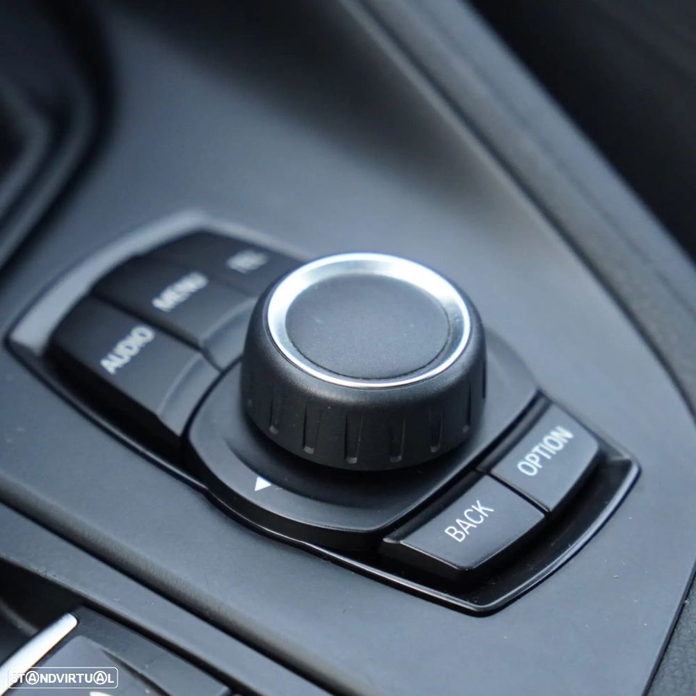 BMW X1 16 d sDrive - 28