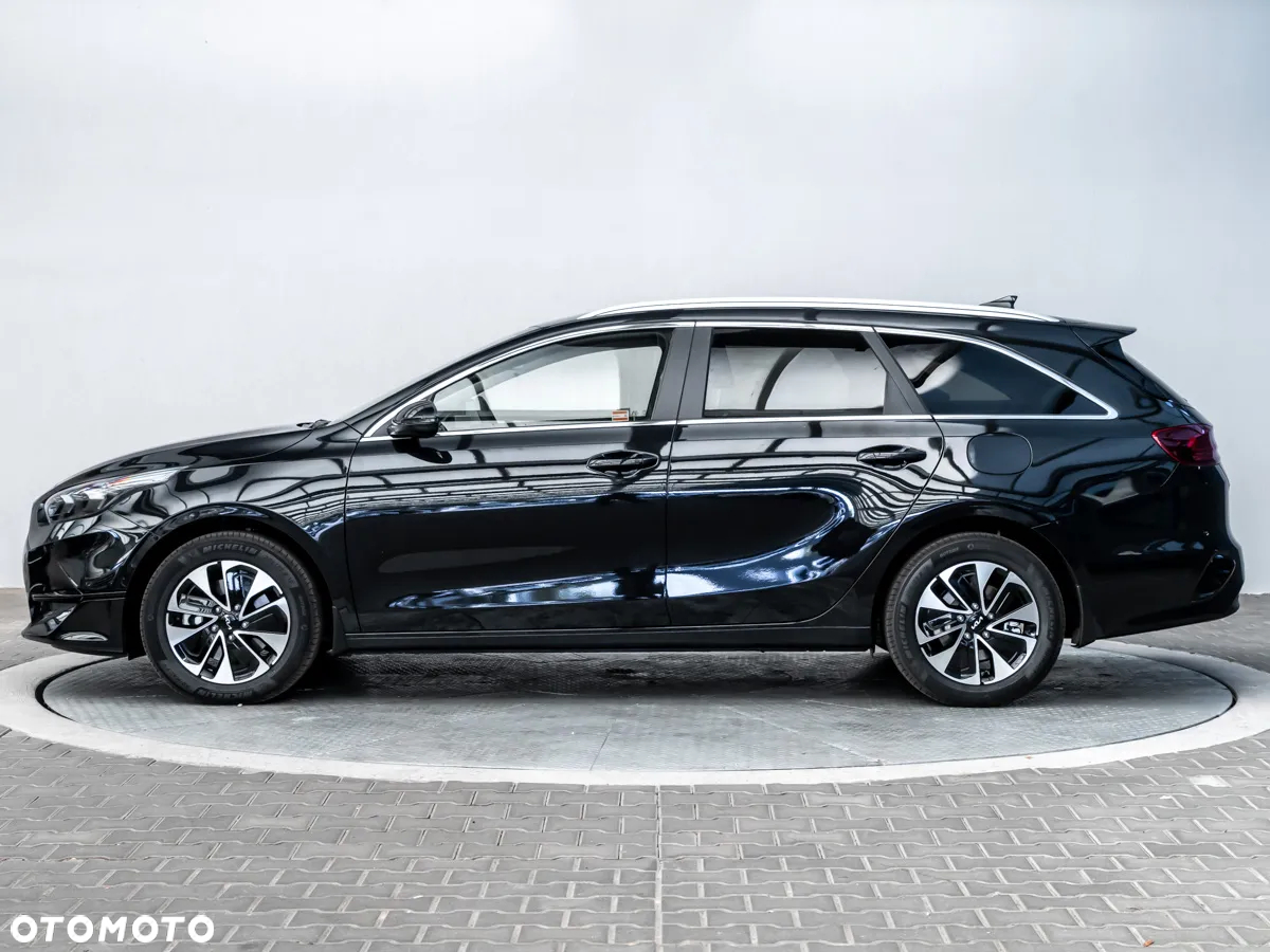 Kia Ceed 1.5 T-GDI Tribute - 2