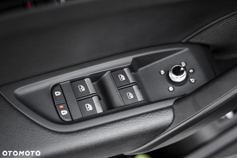 Audi Q5 45 TFSI quattro S tronic S line - 30