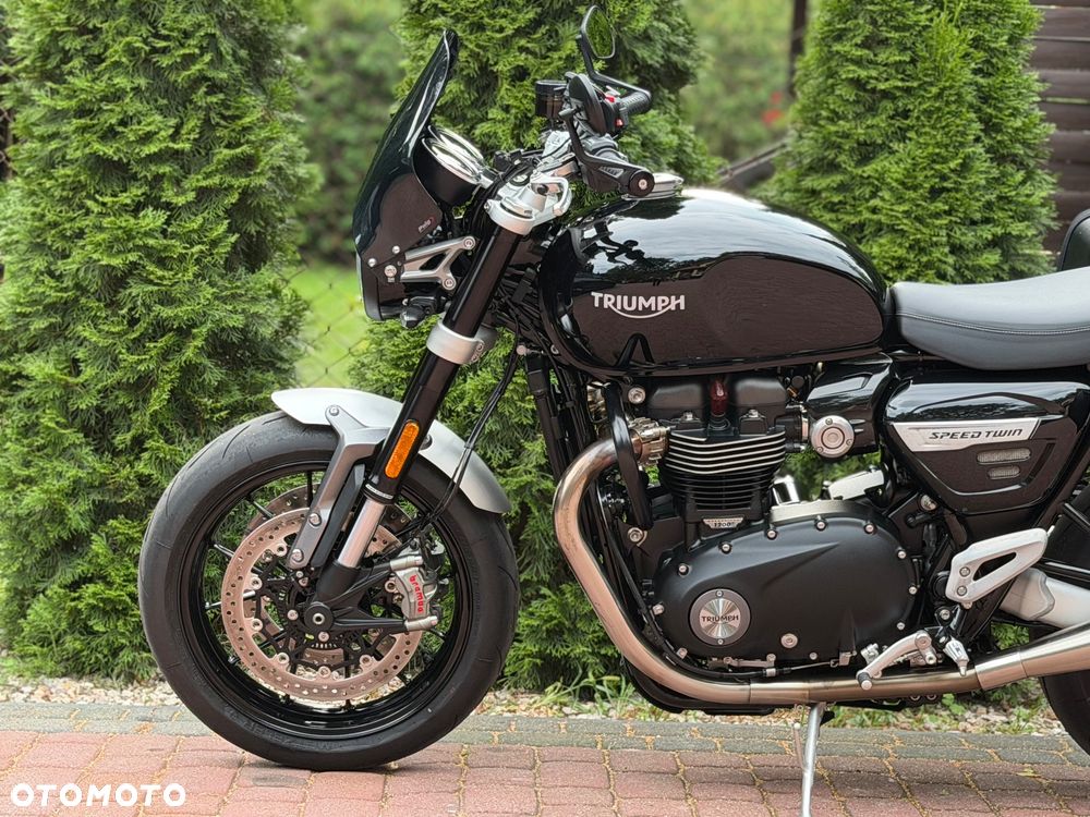 Triumph Speed Twin - 19
