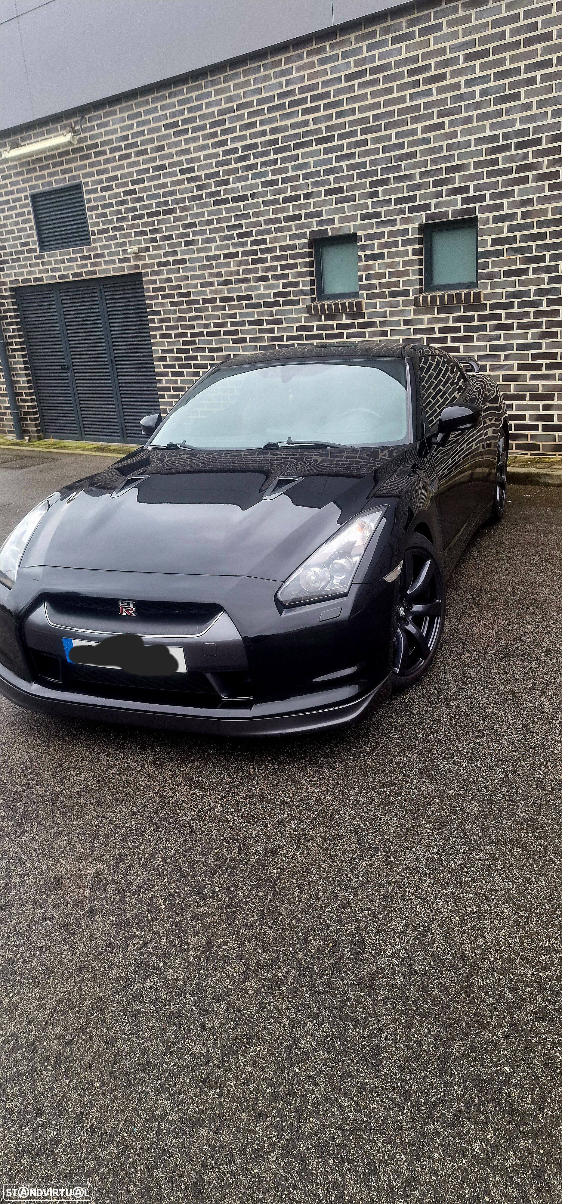 Nissan GT-R 3.8 V6 Black Edition - 11