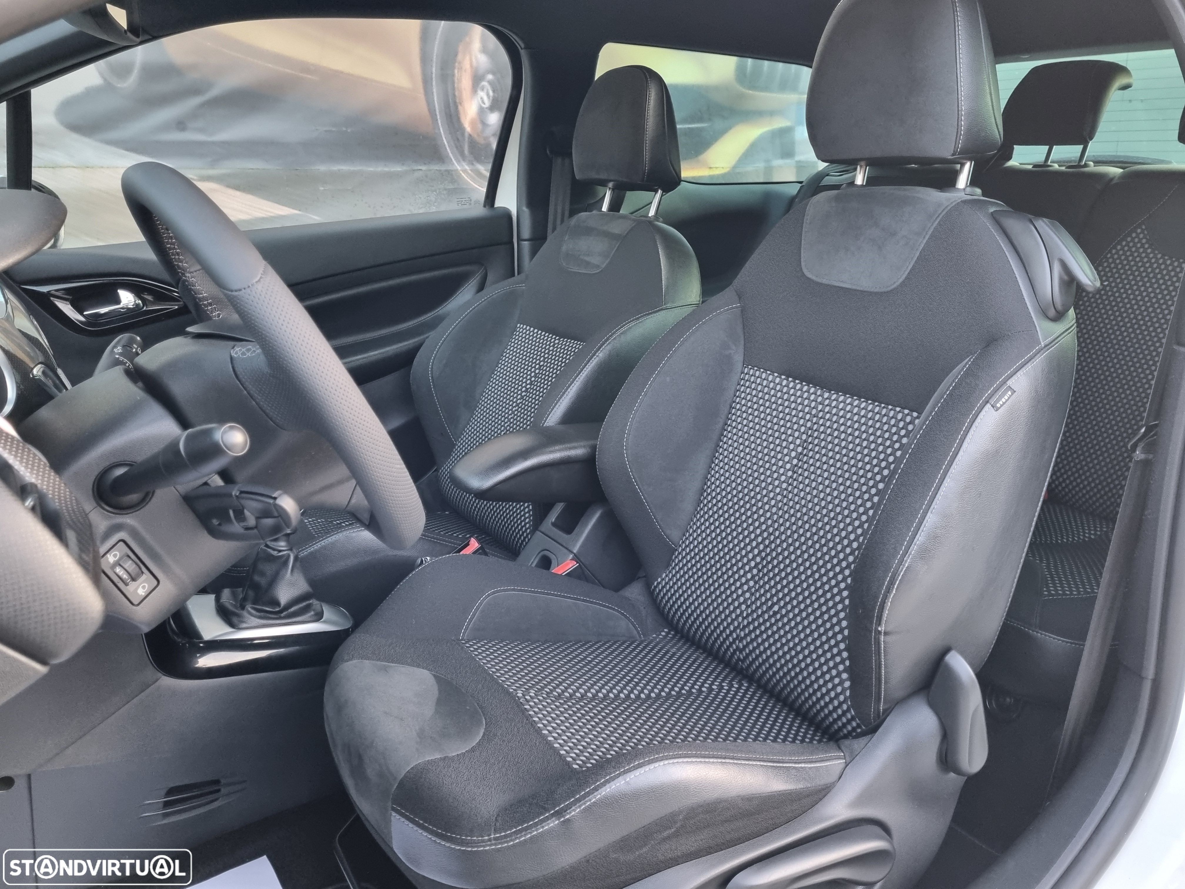 Citroën DS3 1.6 HDi Airdream Sport Chic - 19