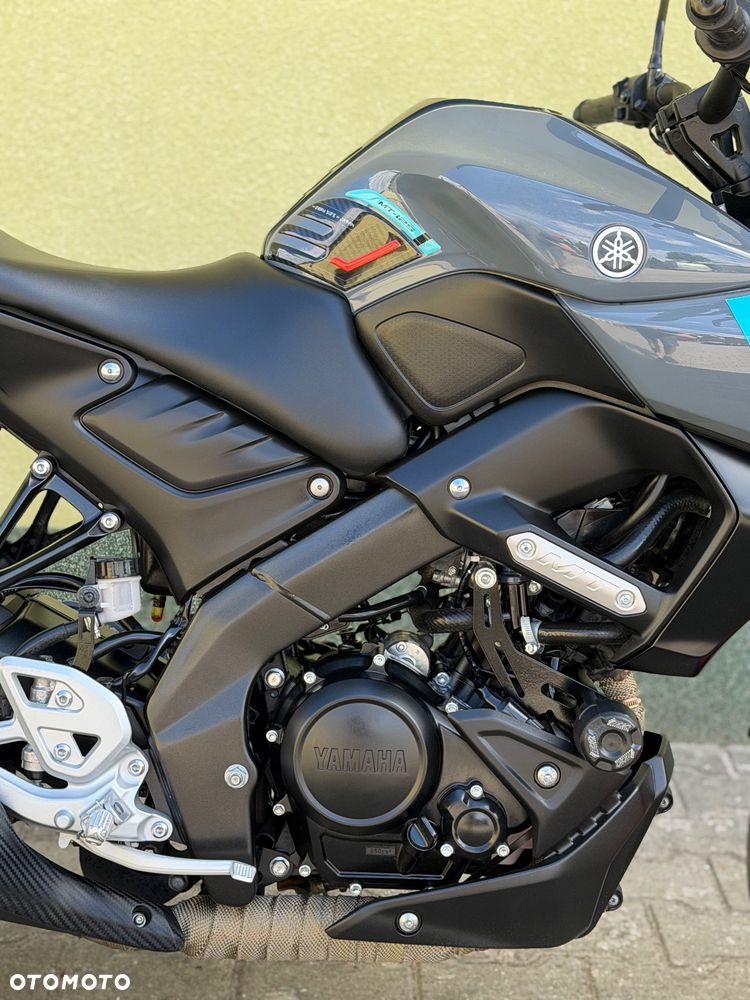 Yamaha MT - 8