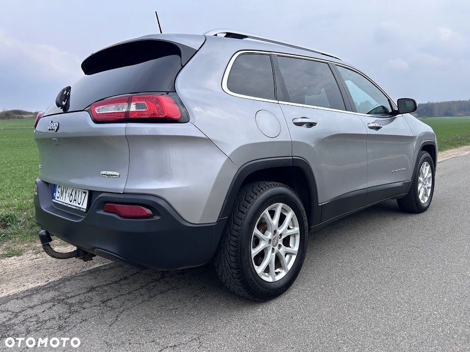 Jeep Cherokee - 1