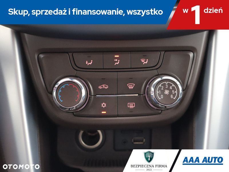 Opel Zafira - 17