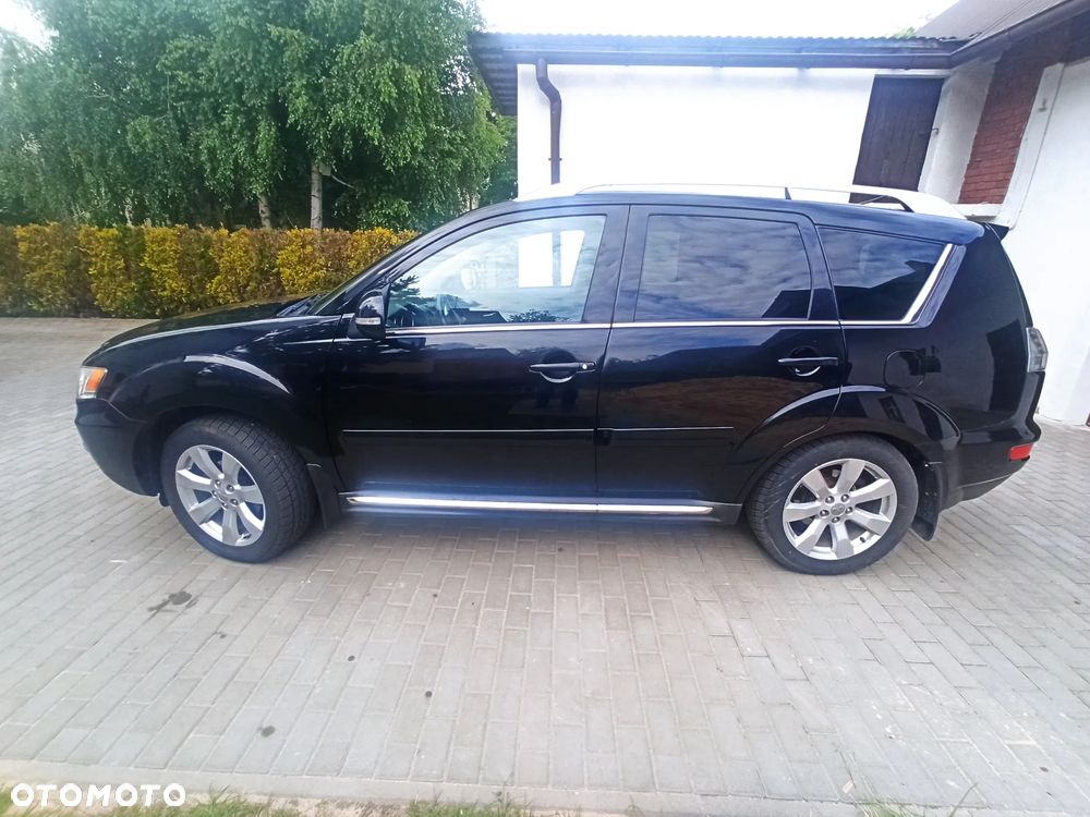 Mitsubishi Outlander 2.0 DID Instyle - 1