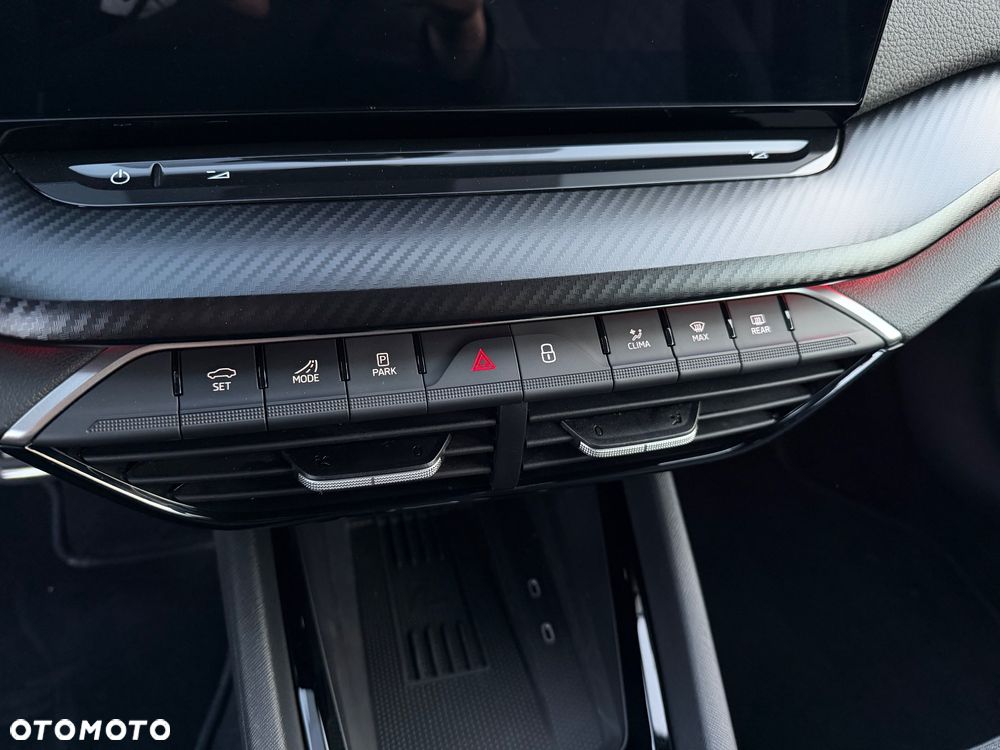 Skoda Octavia 1.5 TSI mHEV Sportline DSG - 21