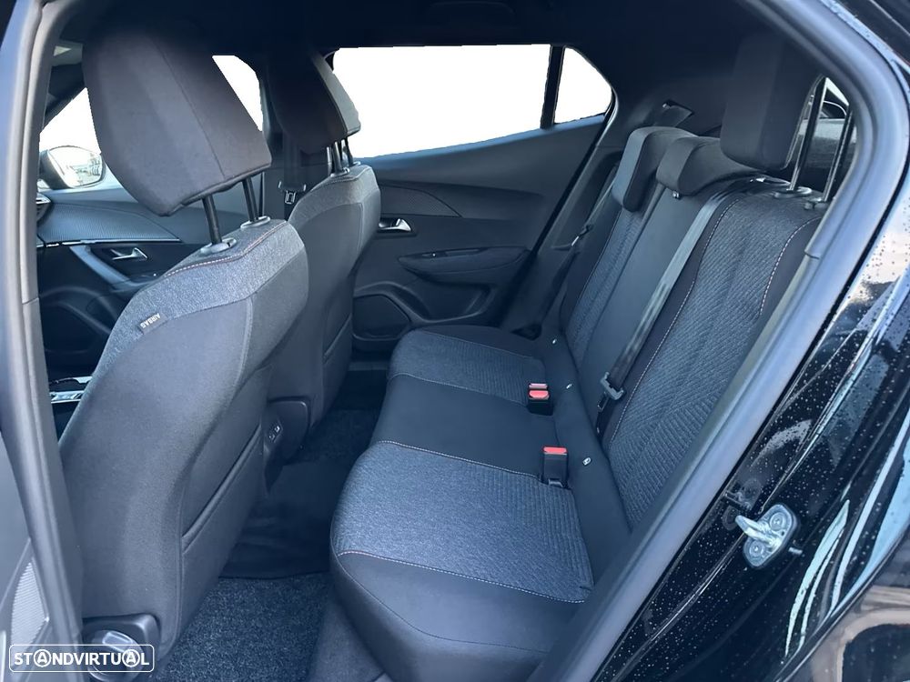 Peugeot e-2008 50 kWh Allure Pack - 5