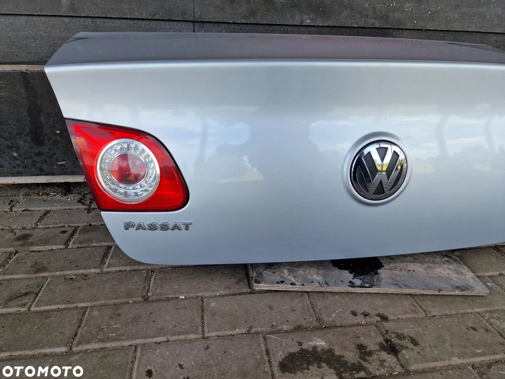 KLAPA BAGAŻNIKA VW PASSAT B6 SEDAN LA7W - 2