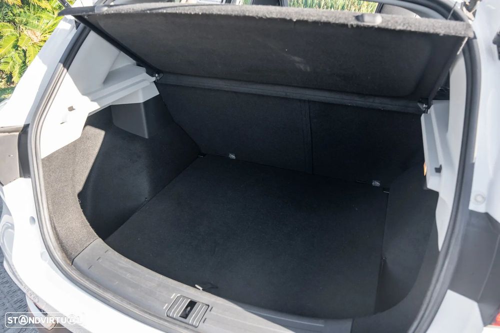 MG ZS EV 44.5 kWh Luxury - 21