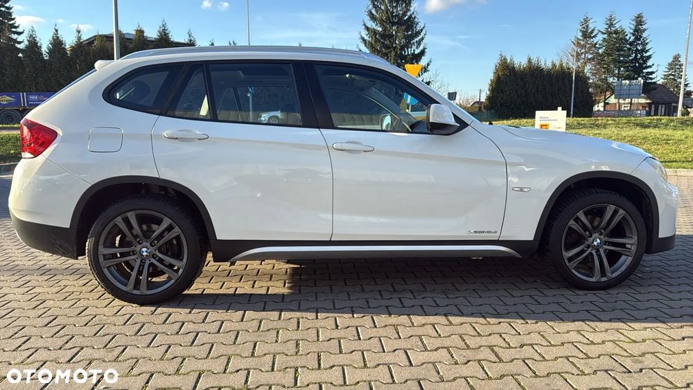 BMW X1 xDrive18d Sport Line - 14