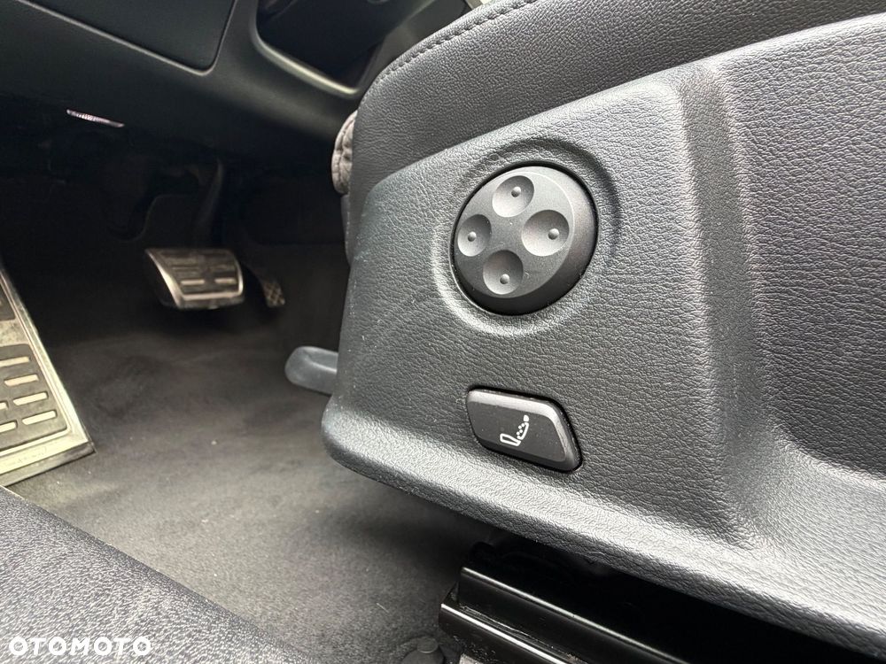Audi A4 Avant - 19