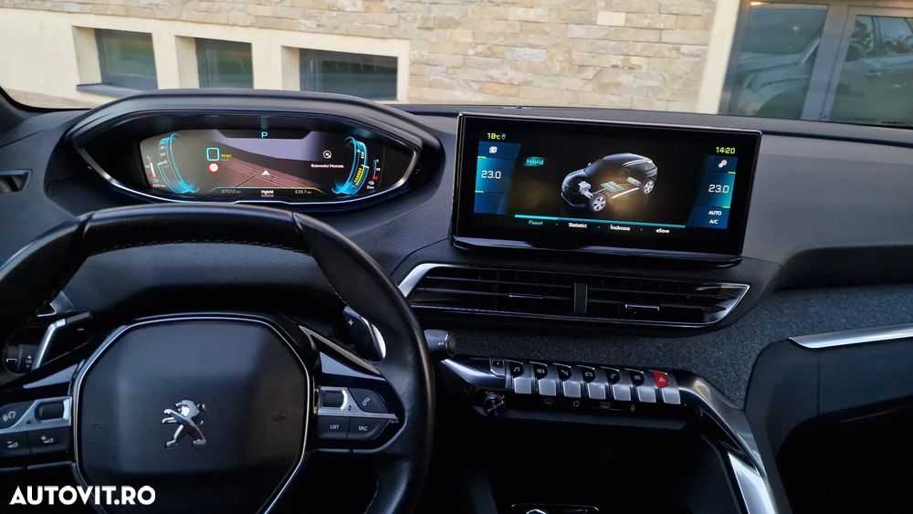 Peugeot 3008 PHEV 300 EAT8 4X4 Allure Pack - 3