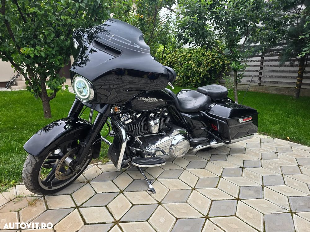 Harley-Davidson Street Glide Special - 4