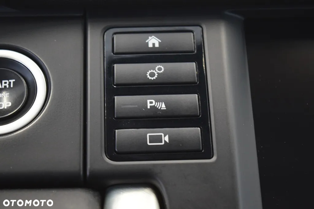 Land Rover Discovery Sport 2.0 D150 HSE - 27